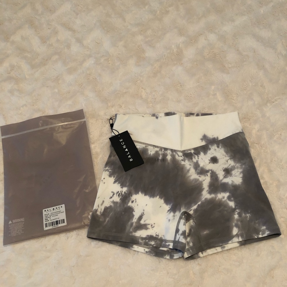 Balance athletica cloud short in cyclone